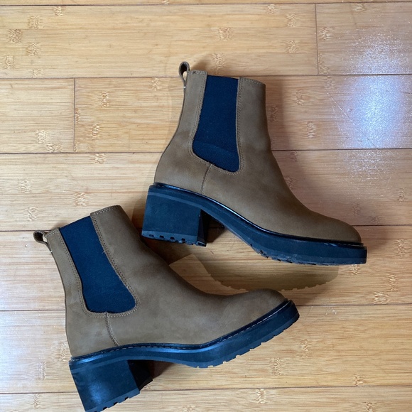 Madewell Carina Platform Brown Suede Chelsea Boot - Picture 2 of 7